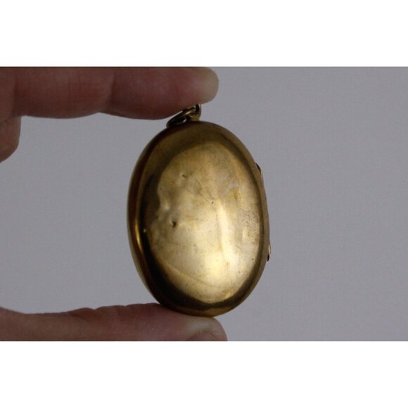 Victorian gilt stash locket Amity Eternity Infinity, antique monogram locket - Picture 5 of 10